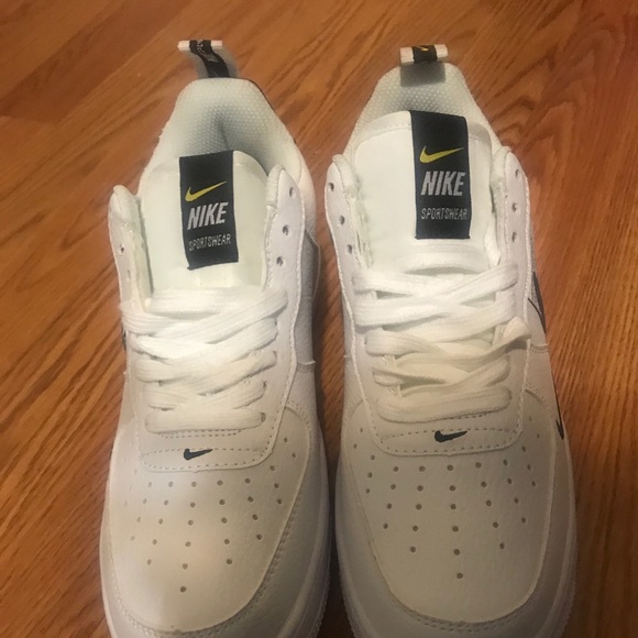 nike air force 1 lv8 utility 2020